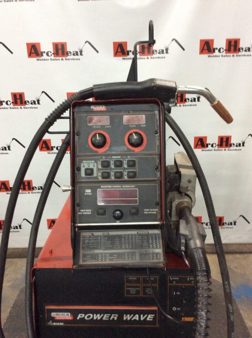 Lincoln Power Wave 455M Pulse MIG Welder - Image 3